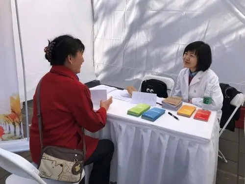 单臂试验和安慰剂对照是什么意思？浅析受试者在临床试验中的获益及风险